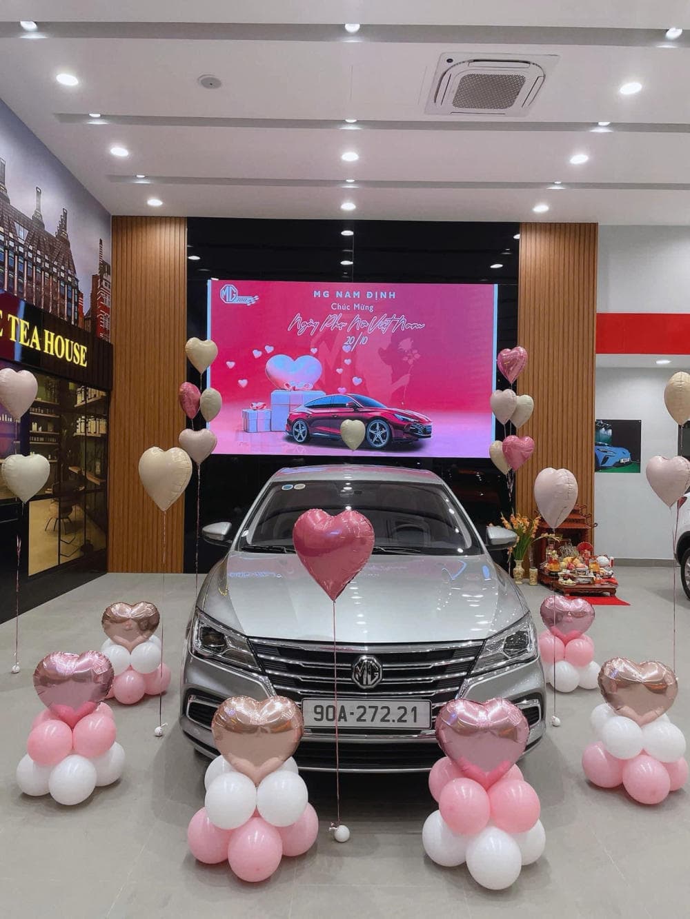 Khoảnh khắc giao xe tại MG Nam Định